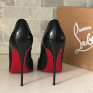 Christian Louboutin So Kate Pumps